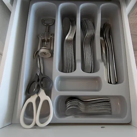 Tolstov - 3 - Kitchen - Dining - 25 Min To Messe Dus Düsseldorf