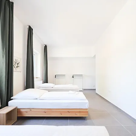 Tolstov - 3 - Kitchen - Dining - 25 Min To Messe Dus *