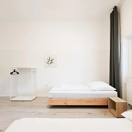 Tolstov - 3 - Kitchen - Dining - 25 Min To Messe Dus Apartman Düsseldorf