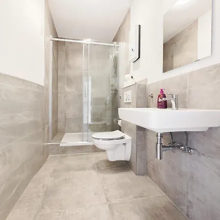 Apartmán Tolstov - 3 - Kitchen - Dining - 25 Min To Messe Dus Düsseldorf