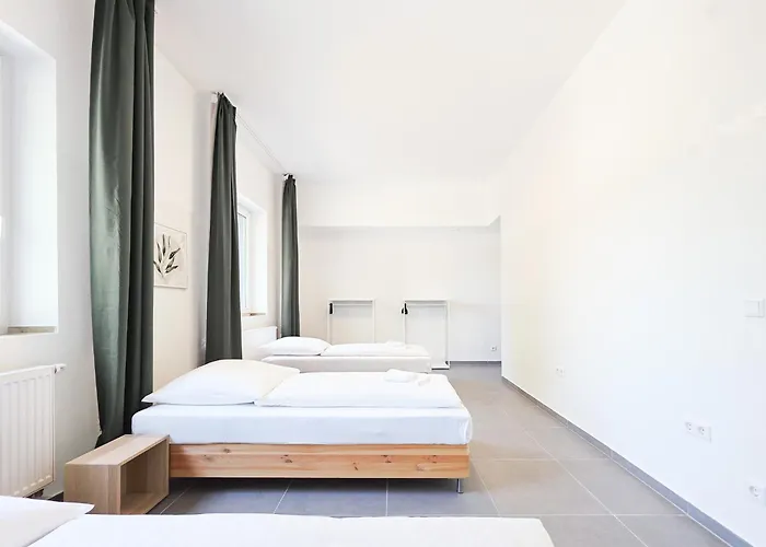 Tolstov - 3 - Kitchen - Dining - 25 Min To Messe Dus *