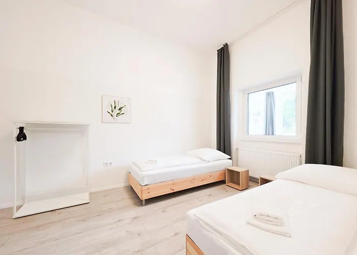 Tolstov - 3 - Kitchen - Dining - 25 Min To Messe Dus Düsseldorf