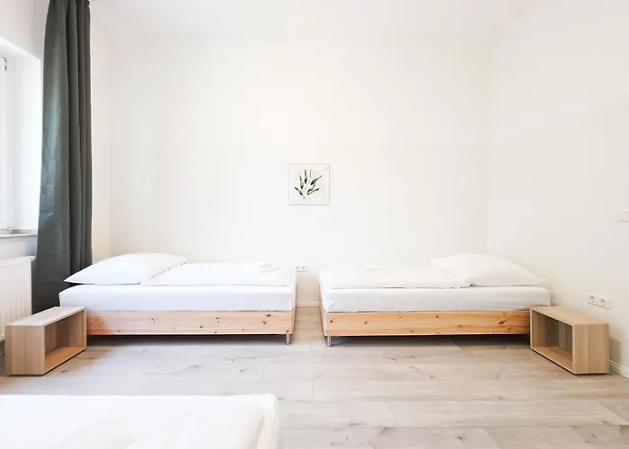 Lägenhet Tolstov - 3 - Kitchen - Dining - 25 Min To Messe Dus *