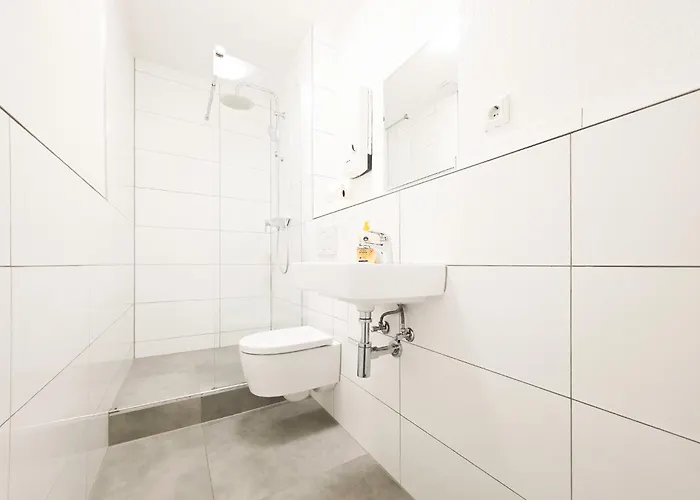 Tolstov - 3 - Kitchen - Dining - 25 Min To Messe Dus