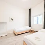Tolstov - 3 - Kitchen - Dining - 25 Min To Messe Dus Düsseldorf