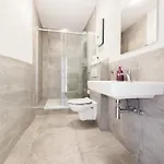Apartamento Tolstov - 3 - Kitchen - Dining - 25 Min To Messe Dus Düsseldorf