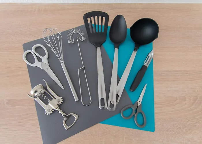 Tolstov - 3 - Kitchen - Dining - 25 Min To Messe Dus Apartamento *